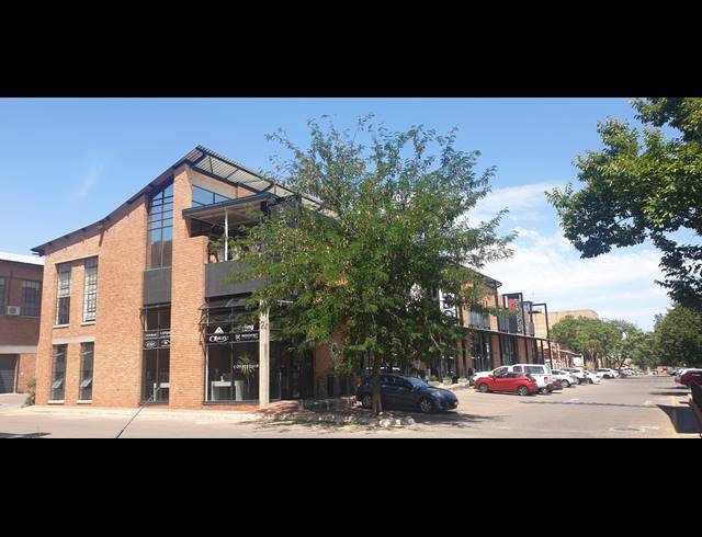 101M² OFFICE TO LET IN LONEHILL
